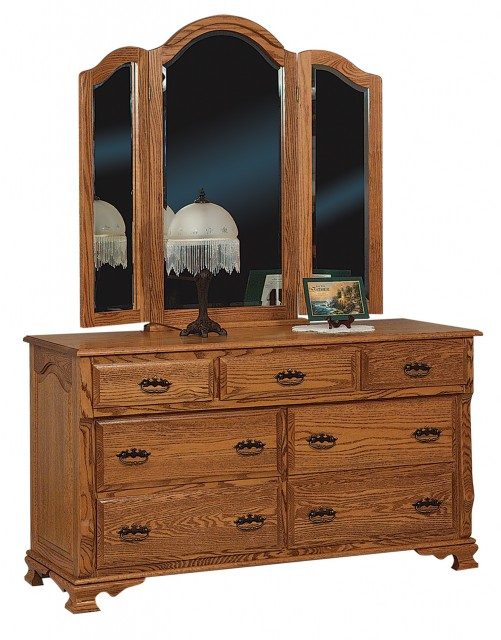 Classic Heritage 60″ Dresser, 7 Drawers