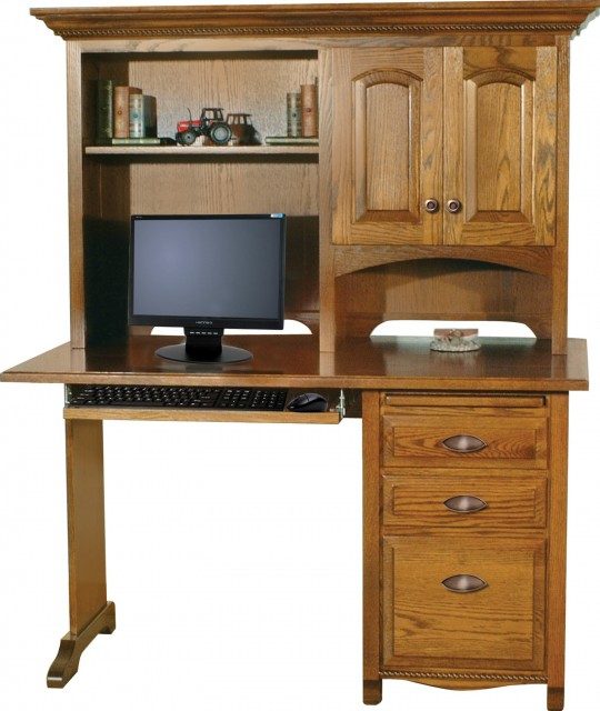 Laurel Regular Desk