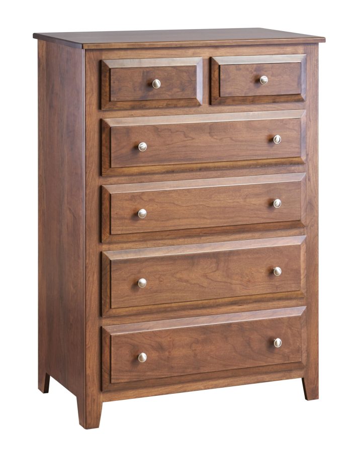 Traditional 6-Drawer Chest
