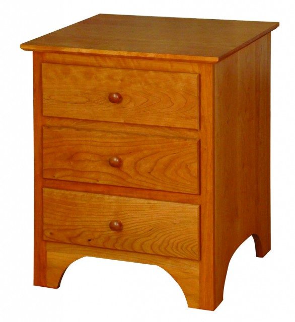 Shaker Collection Nightstand w/3 Drawers