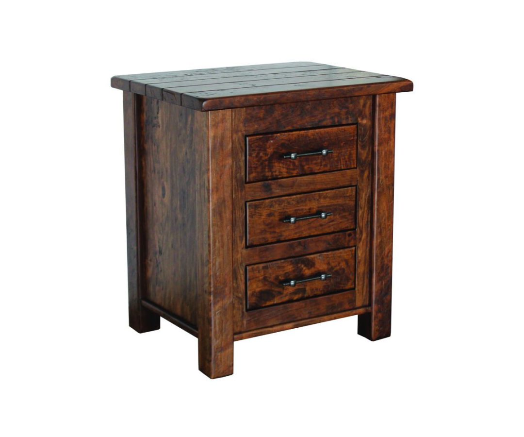 Early American 3-Drawer Nightstand