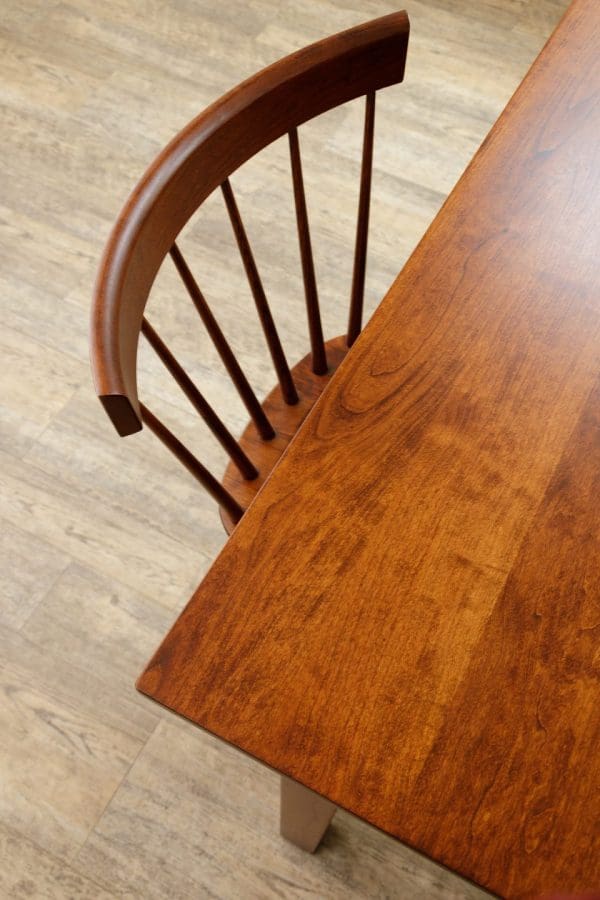Simplicity Table