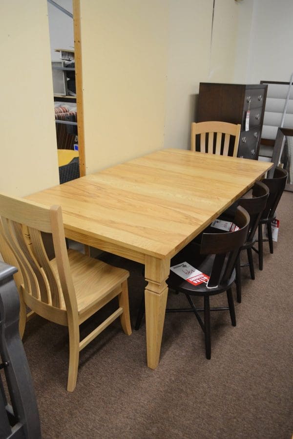 Gat Creek Dining Table