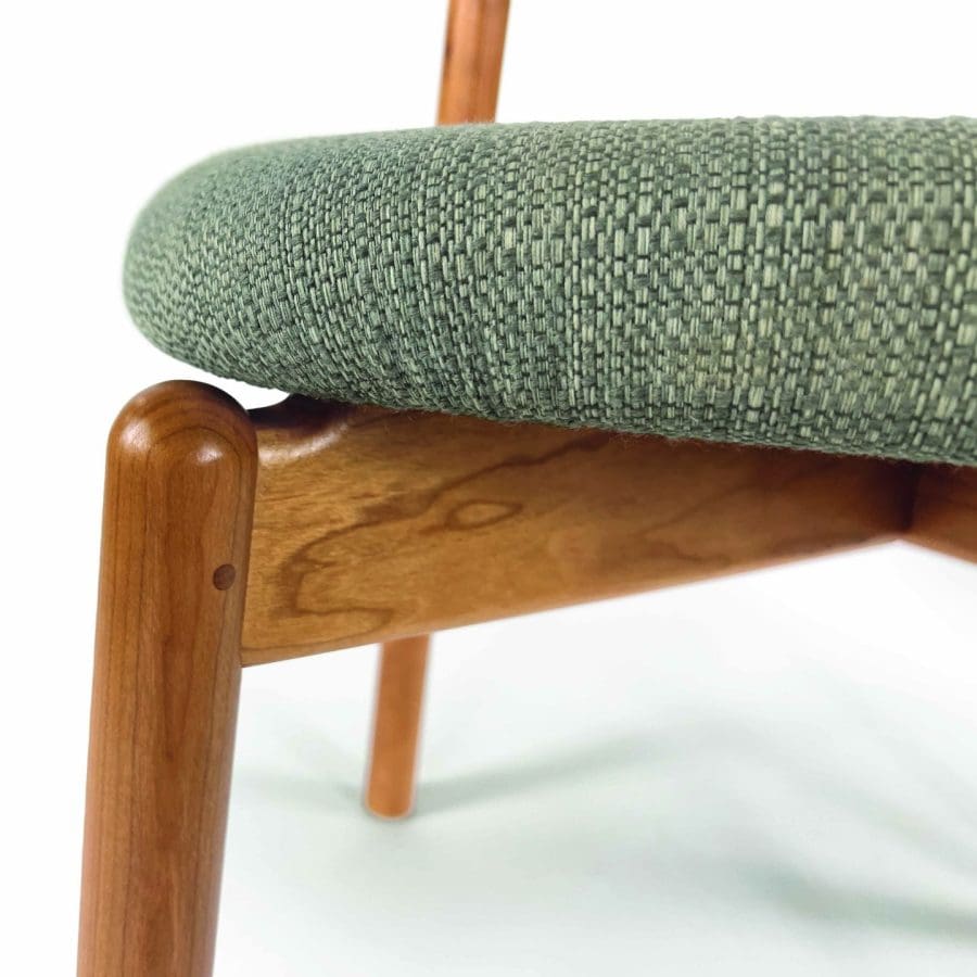 Baton Chair Cherry Details